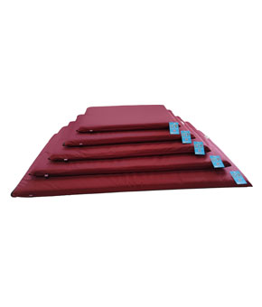 Gor Pets Outdoor Crate Mat - Wine